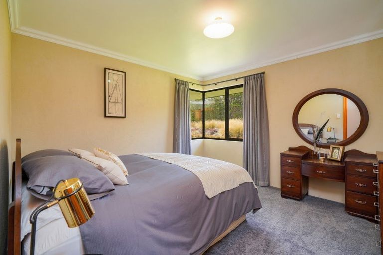 Photo of property in 98 Erskine Road, Otatara, Invercargill, 9879