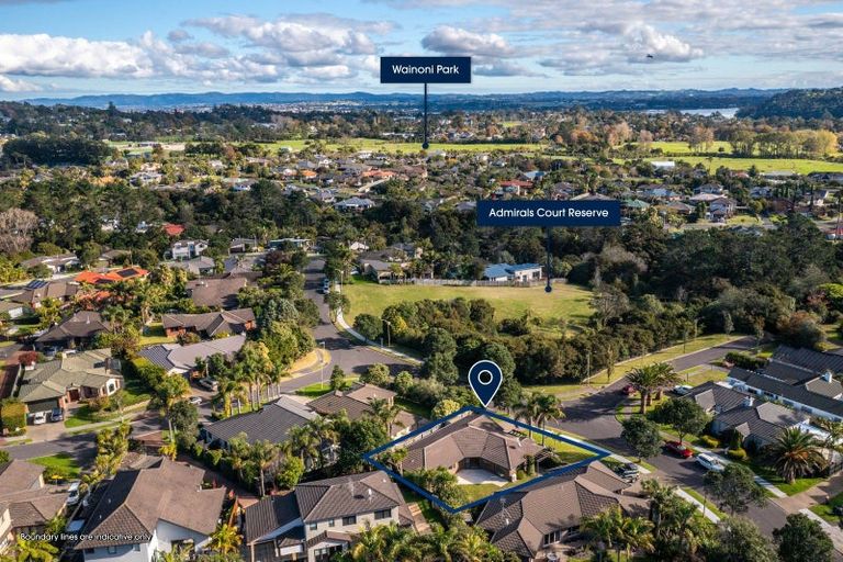 Photo of property in 33 Admirals Court Drive, Greenhithe, Auckland, 0632