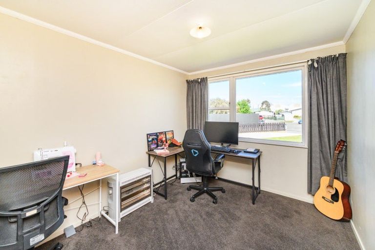 Photo of property in 25 Seaforth Avenue, Milson, Palmerston North, 4414