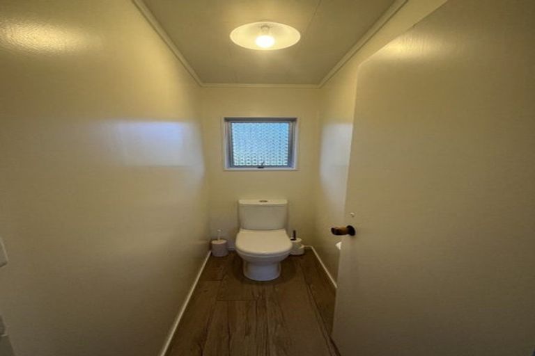 Photo of property in 25 Kaweka Place, Havelock North, 4130