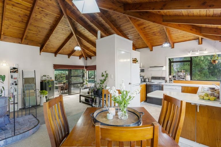 Photo of property in 1/27 Flavia Close, Torbay, Auckland, 0630