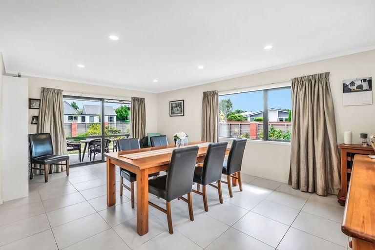 Photo of property in 6 Woodbank Street, Somerfield, Christchurch, 8024