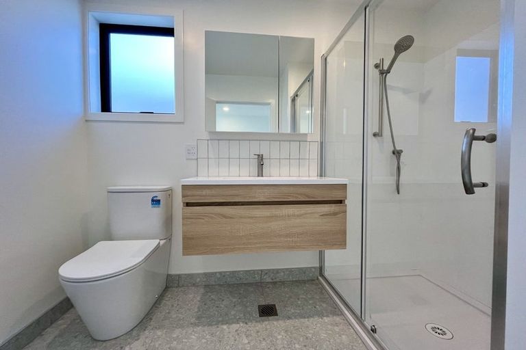 Photo of property in 8/21 Makomako Drive, Orewa, 0931