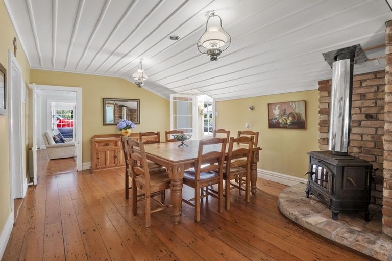 Photo of property in 6 Paine Brown Way, Russell, 0272