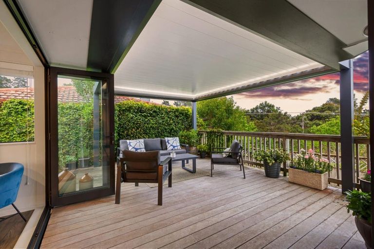 Photo of property in 169k Colwill Road, Massey, Auckland, 0614