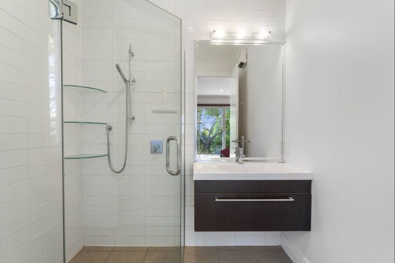 Photo of property in 2/154 Mapara Road, Acacia Bay, Taupo, 3385