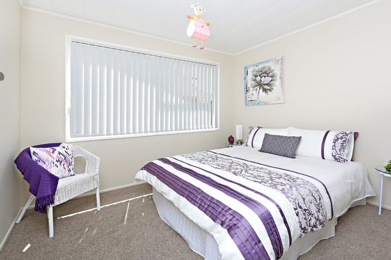 Photo of property in 37 Kivell Close, Mangere East, Auckland, 2024