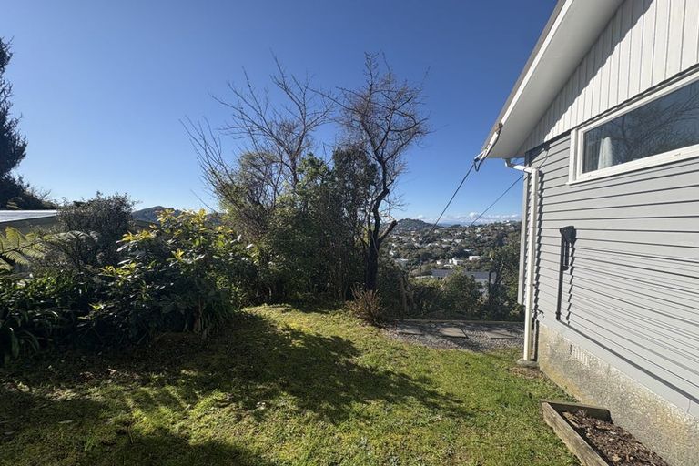 Photo of property in 16 Voltaire Street, Karori, Wellington, 6012