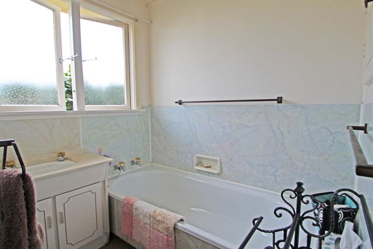 Photo of property in 7 Oxford Street, Holmes Hill, Oamaru, 9401