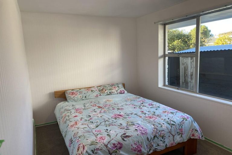 Photo of property in 1/290 Avonhead Road, Avonhead, Christchurch, 8042