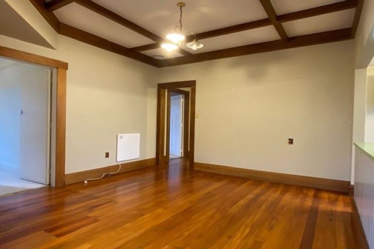 Photo of property in 50 Norton Park Avenue, Fairfield, Lower Hutt, 5011