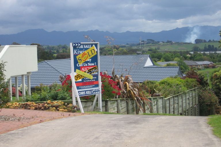 Photo of property in 28 Margaret Drive, Omokoroa, 3114