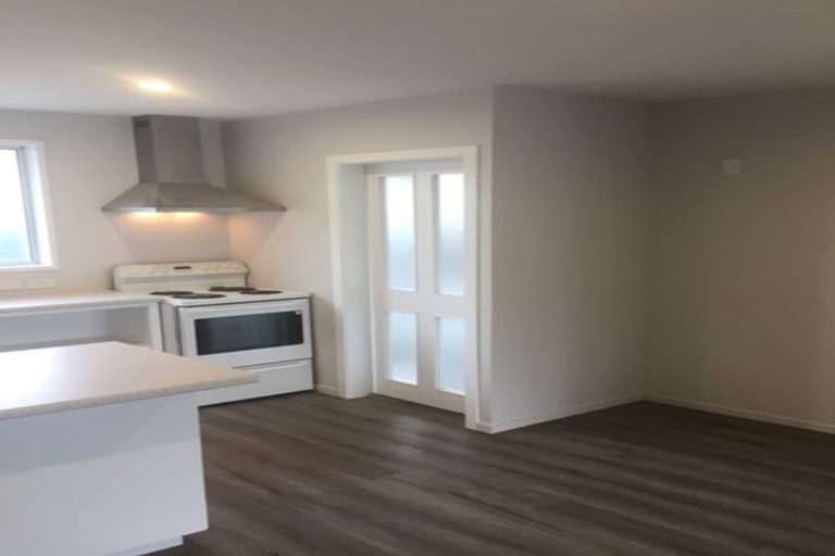 Photo of property in 2/24 Champion Street, Edgeware, Christchurch, 8013