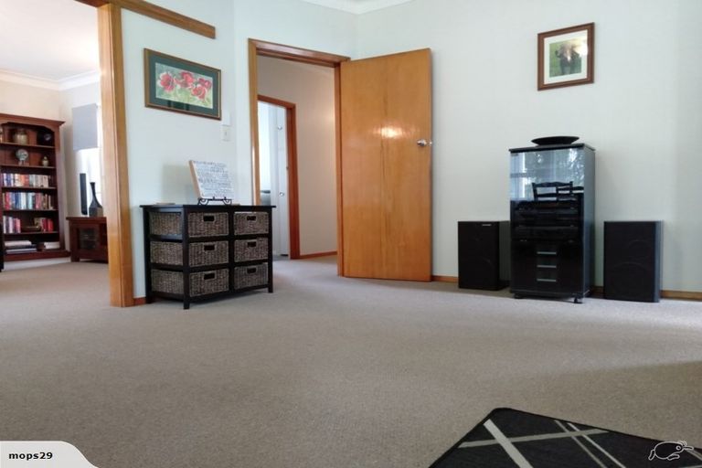 Photo of property in 908 Sylvan Road, Mayfair, Hastings, 4122