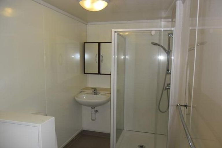 Photo of property in 95 Farmer Crescent, Taita, Lower Hutt, 5011