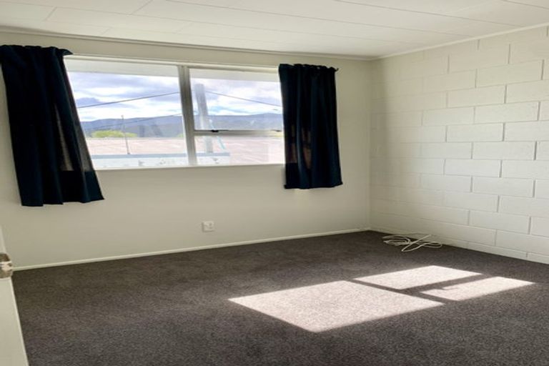 Photo of property in 9/781 Fergusson Drive, Elderslea, Upper Hutt, 5018