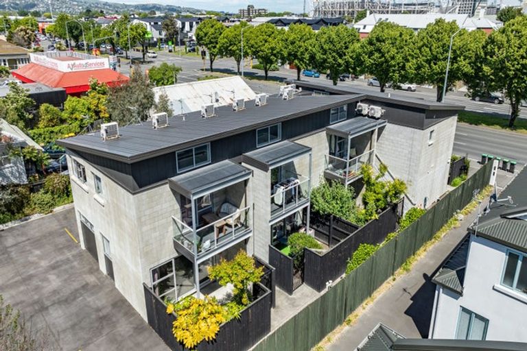 Photo of property in 150 Fitzgerald Avenue, Christchurch Central, Christchurch, 8011