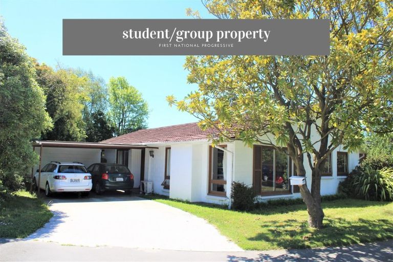 Photo of property in 28 Newbridge Place, Ilam, Christchurch, 8041