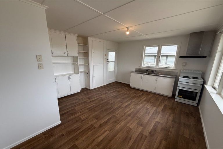 Photo of property in 452 Heads Road, Castlecliff, Whanganui, 4501