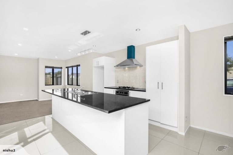 Photo of property in 53 Tarapiroe Avenue, Takanini, 2112