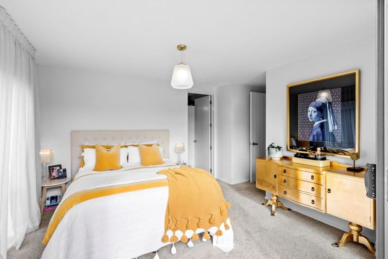 Photo of property in 10 Pendeen Crescent, Jacks Point, Queenstown, 9371