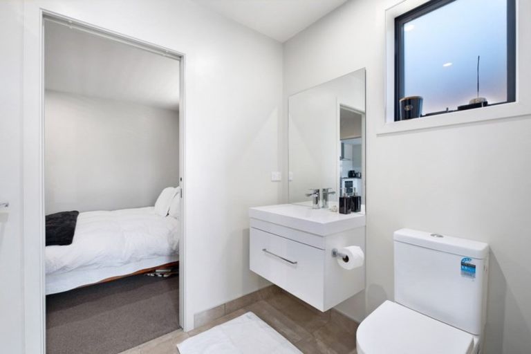 Photo of property in 9 Mount Creighton Crescent, Wanaka, 9305