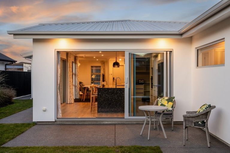 Photo of property in 12 Welsh Road, Halswell, Christchurch, 8025