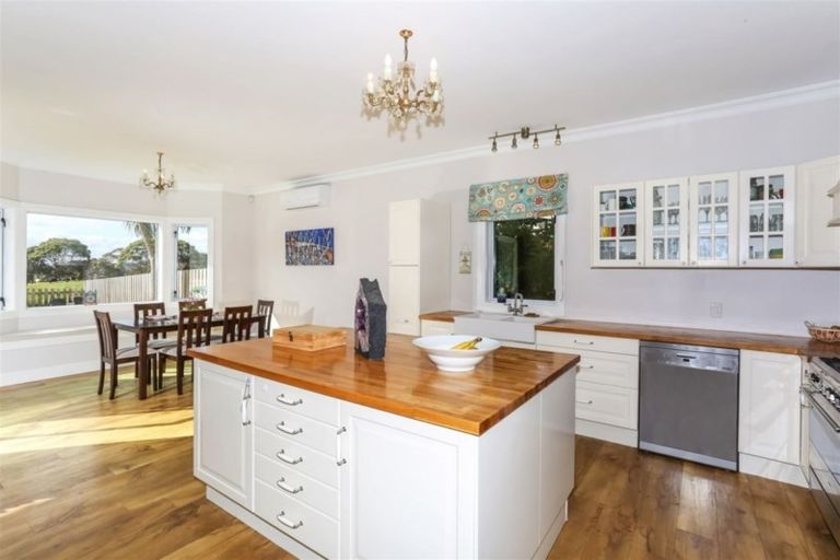 Photo of property in 17 Kohanga Road, Te Kohanga, Tuakau, 2693