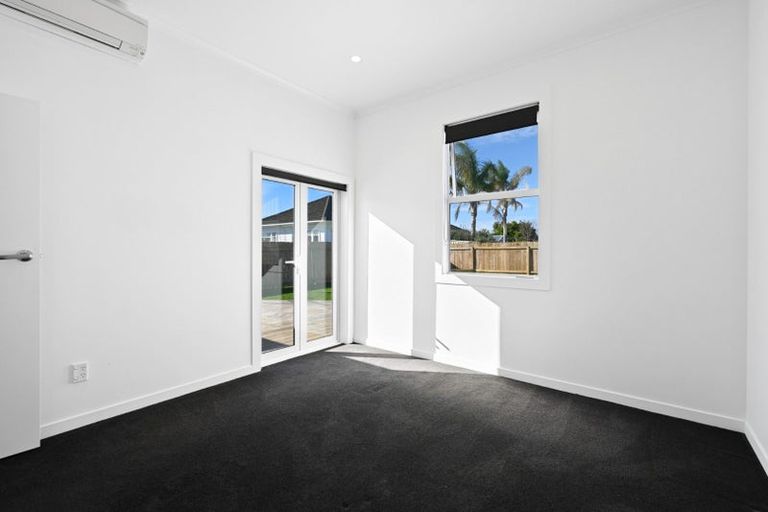 Photo of property in 198 Shakespeare Street, Leamington, Cambridge, 3432