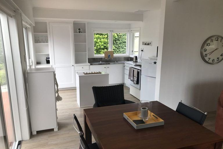 Photo of property in 1 Nikau Road, Waikanae, 5036