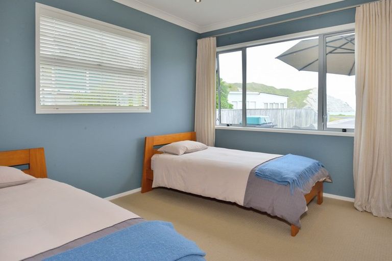 Photo of property in 215 Newcastle Street, Mahia, 4198