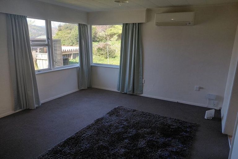 Photo of property in 2/15 Puriri Street, Wainuiomata, Lower Hutt, 5014