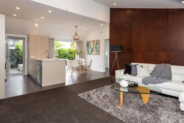 Photo of property in 3/132 Leinster Road, Merivale, Christchurch, 8014