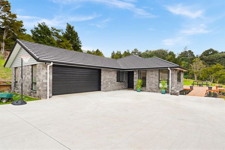 Photo of property in 20 Catherin Servant Close, Maunu, Whangarei, 0110