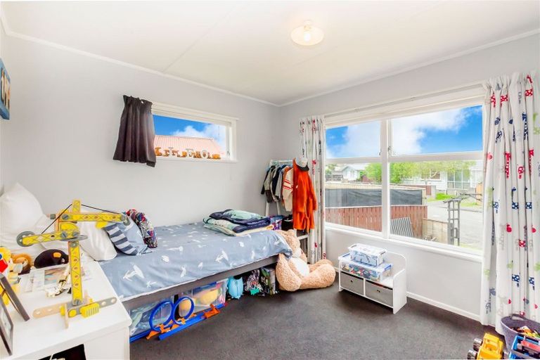 Photo of property in 59 Michael Road, Paraparaumu Beach, Paraparaumu, 5032