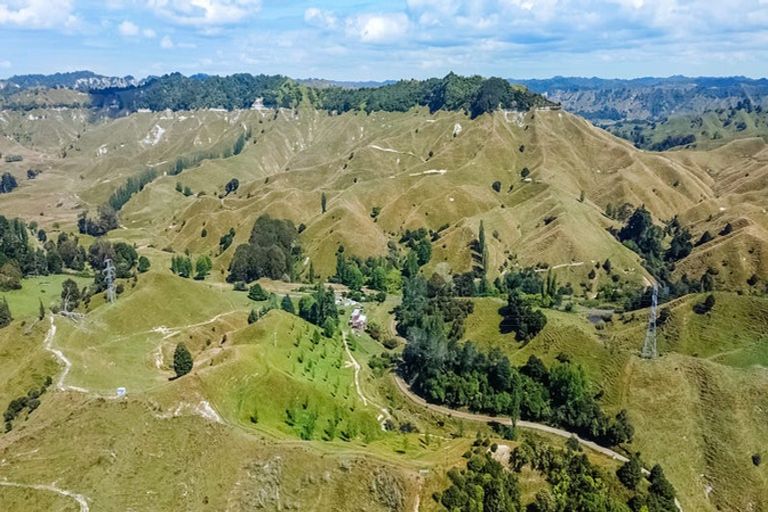 Photo of property in 7110 Ohura Road, Kohuratahi, Stratford, 4396