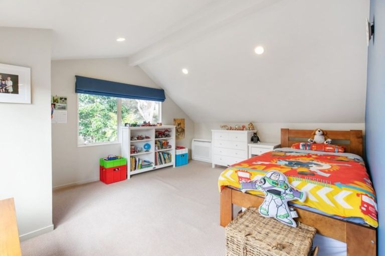 Photo of property in 17 Kirkmay Place, Saint Heliers, Auckland, 1071