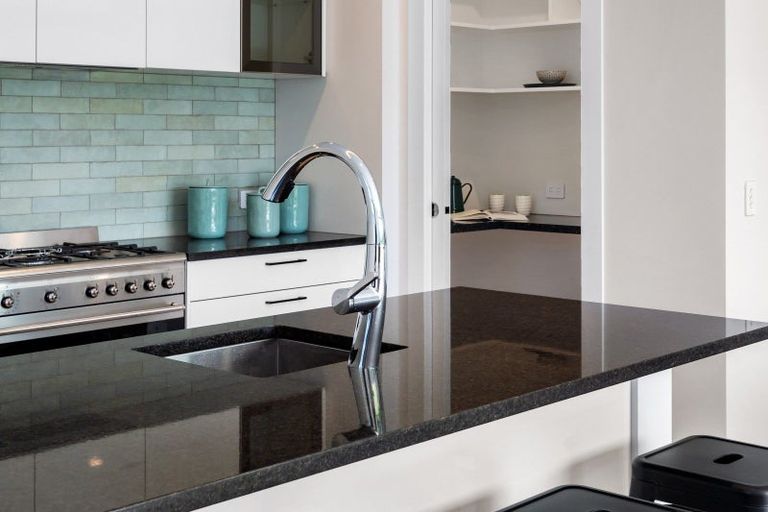 Photo of property in 27 Arihi Crescent, Frimley, Hastings, 4120