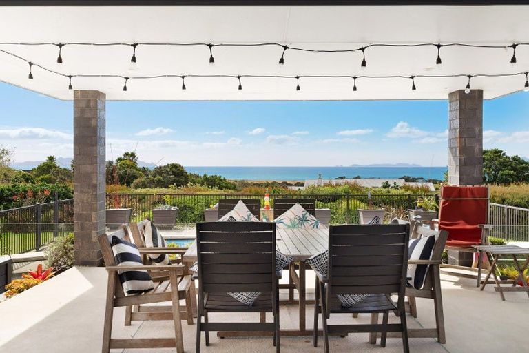 Photo of property in 22 Cullen Road, Waipu, 0582