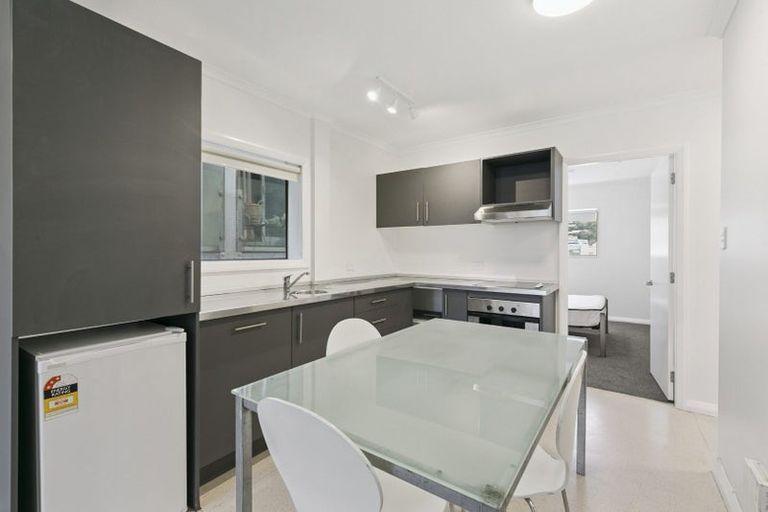 Photo of property in Monvie Apartments, 812/15 Holland Street, Te Aro, Wellington, 6011