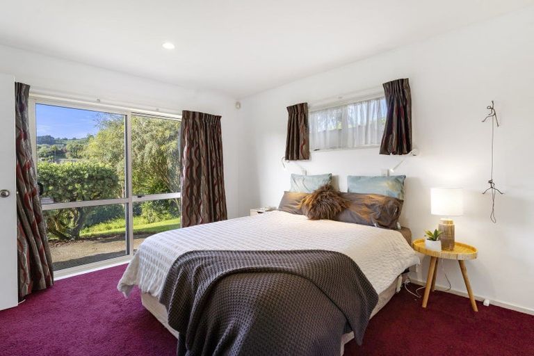 Photo of property in 5 Lorna Irene Drive, Raumati South, Paraparaumu, 5032