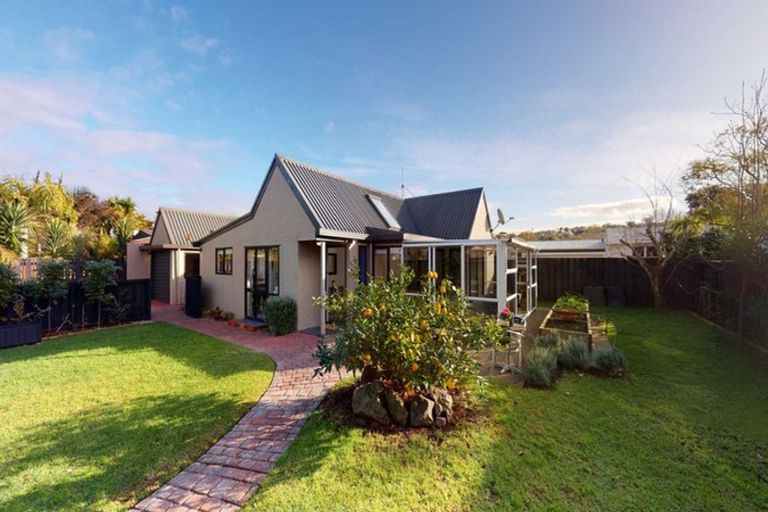 Photo of property in 126 The Circle, Manly, Whangaparaoa, 0930