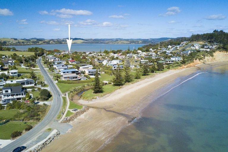 Photo of property in 12 Peninsula Parade, Hihi, Mangonui, 0494