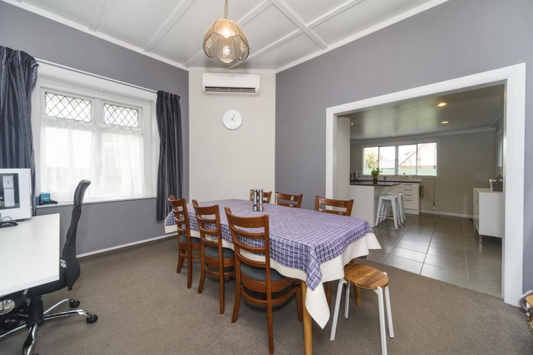 Photo of property in 126 Heretaunga Street, Palmerston North, 4414