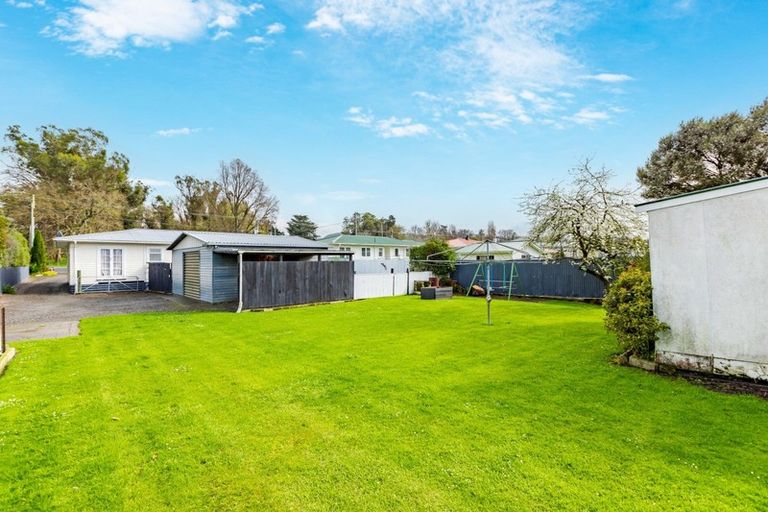 Photo of property in 65 Great North Road, Waipawa, 4210