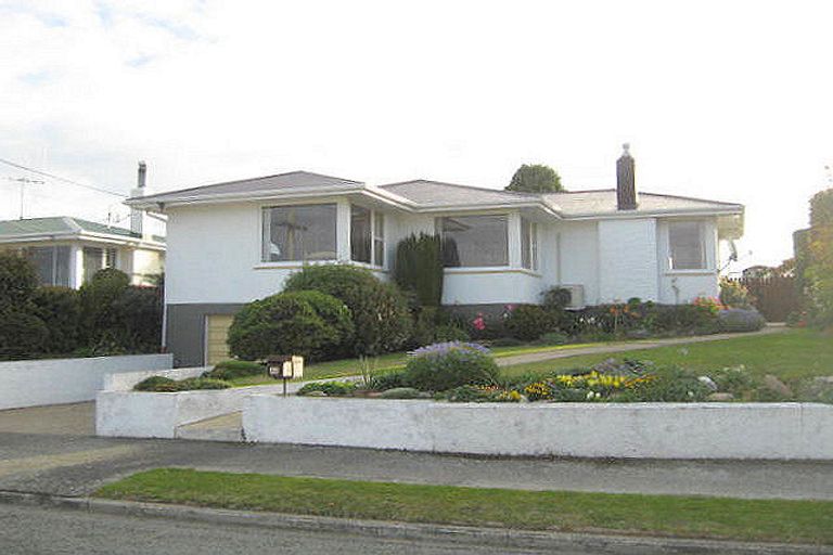 Photo of property in 44 Glendale Crescent, Holmes Hill, Oamaru, 9401