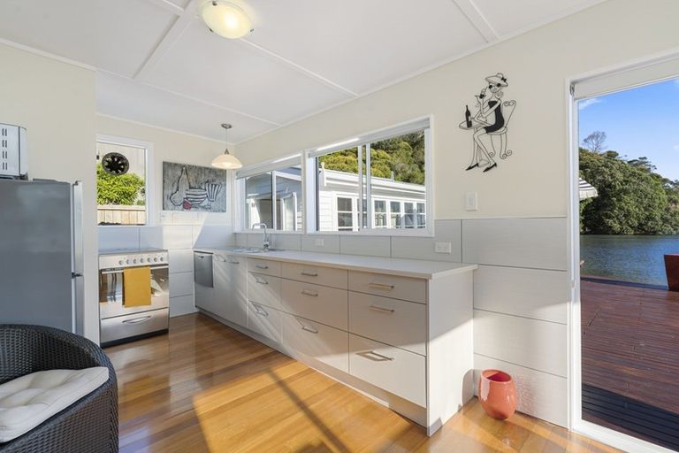 Photo of property in 11 Hope Avenue, Russell, 0202