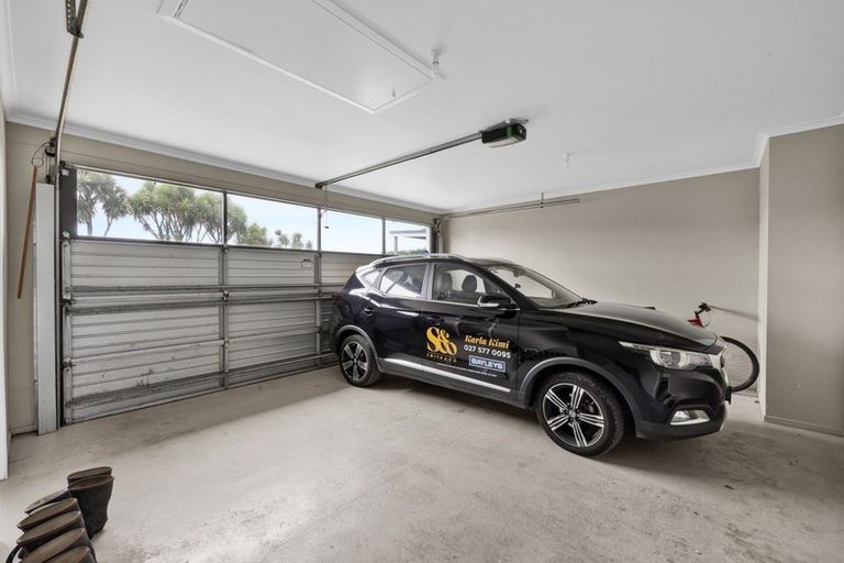 Photo of property in 1048 Normanby Road, Manaia, Hawera, 4678