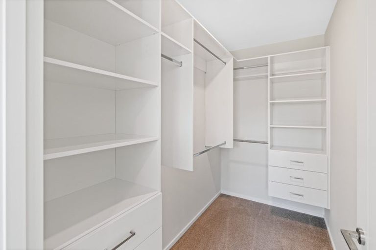 Photo of property in 16 Forge Close, Halswell, Christchurch, 8025