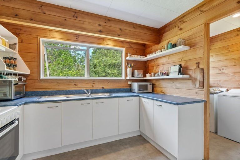 Photo of property in 124 Western Hills Drive, Kensington, Whangarei, 0112